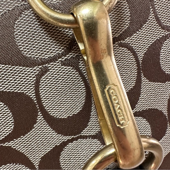 Coach Hamptons Vintage Signature Jacquard Hobo Bag - Picture 9 of 13